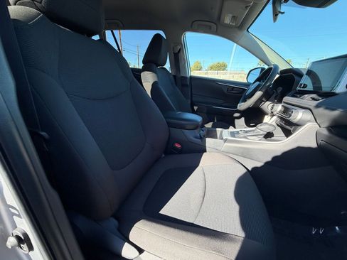Used 2025 Toyota RAV4 LE image 36