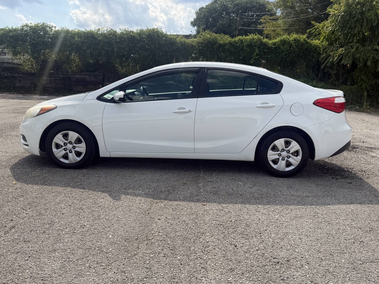 Used 2016 Kia Forte LX FWD image 4