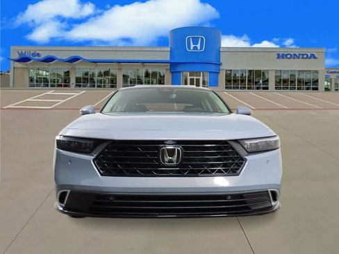 New 2026 Honda Accord Touring image 8
