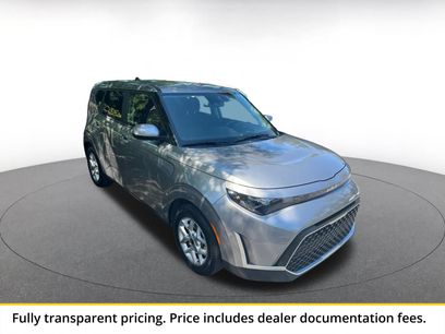 Used 2025 Kia Soul LX w/ LX Technology Package