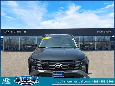 Certified 2025 Hyundai Tucson SEL AWD/4WD image 2