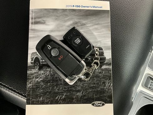 Used 2019 Ford F150 Lariat image 13