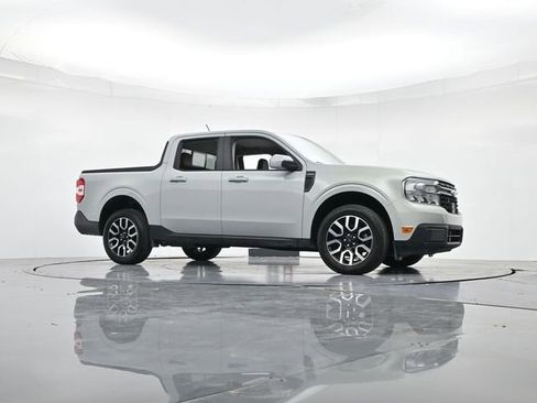 Certified 2022 Ford Maverick Lariat w/ Lariat Luxury Package image 30