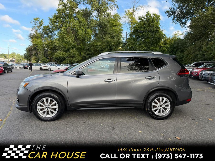 Used 2019 Nissan Rogue SV FWD image 2