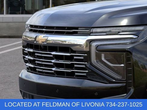 New 2025 Chevrolet Suburban Premier image 13