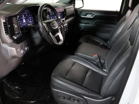 Used 2024 GMC Sierra 1500 SLT AWD/4WD image 14