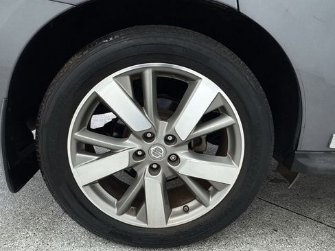 Used 2016 Nissan Pathfinder Platinum w/ Family Entertainment Package image 49