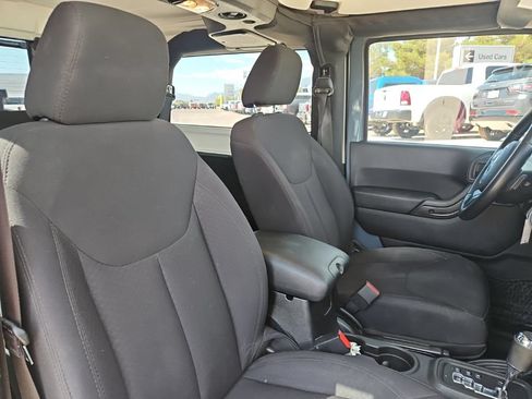 Used 2015 Jeep Wrangler Sport w/ Quick Order Package 24S AWD/4WD image 20