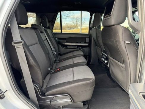 Used 2020 Ford Expedition XLT RWD image 12