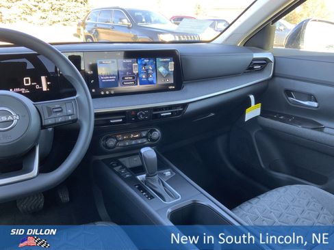 New 2026 Nissan Kicks SV w/ SV Premium Package image 7