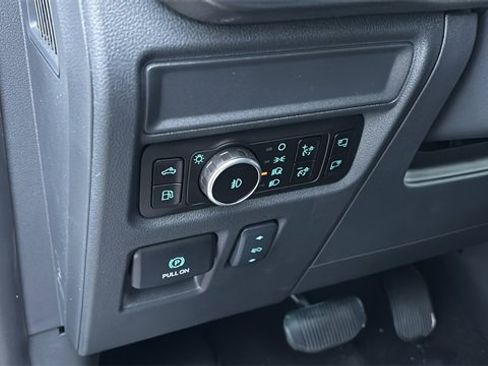 New 2025 Ford F150 Platinum w/ Equipment Group 702A High image 12