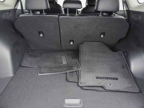 Used 2023 Kia Sportage EX image 15