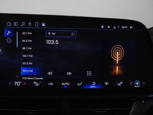 Used 2024 Chevrolet Equinox EV LT image 33