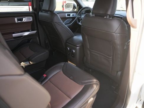 Used 2022 Ford Explorer King Ranch w/ Class IV Trailer Tow Package image 17