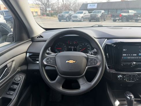 Used 2018 Chevrolet Traverse LS image 16