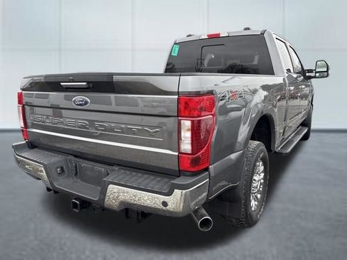 Used 2022 Ford F250 Lariat w/ Chrome Package image 4