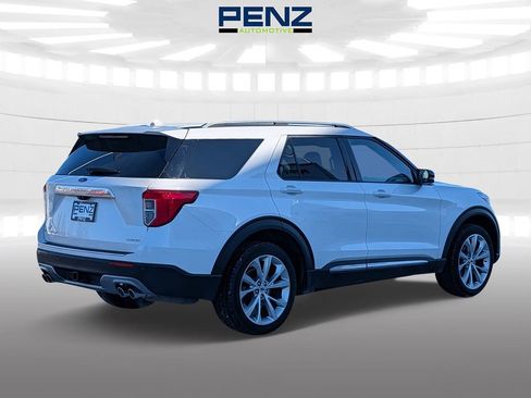 Used 2023 Ford Explorer Platinum w/ Technology Package image 7