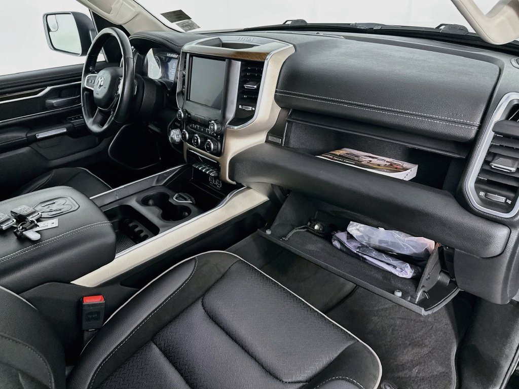 Used 2022 RAM 1500 Laramie AWD/4WD image 30