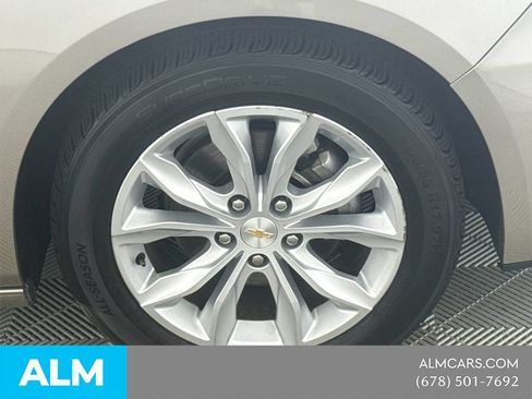 Used 2024 Chevrolet Malibu LT FWD image 15