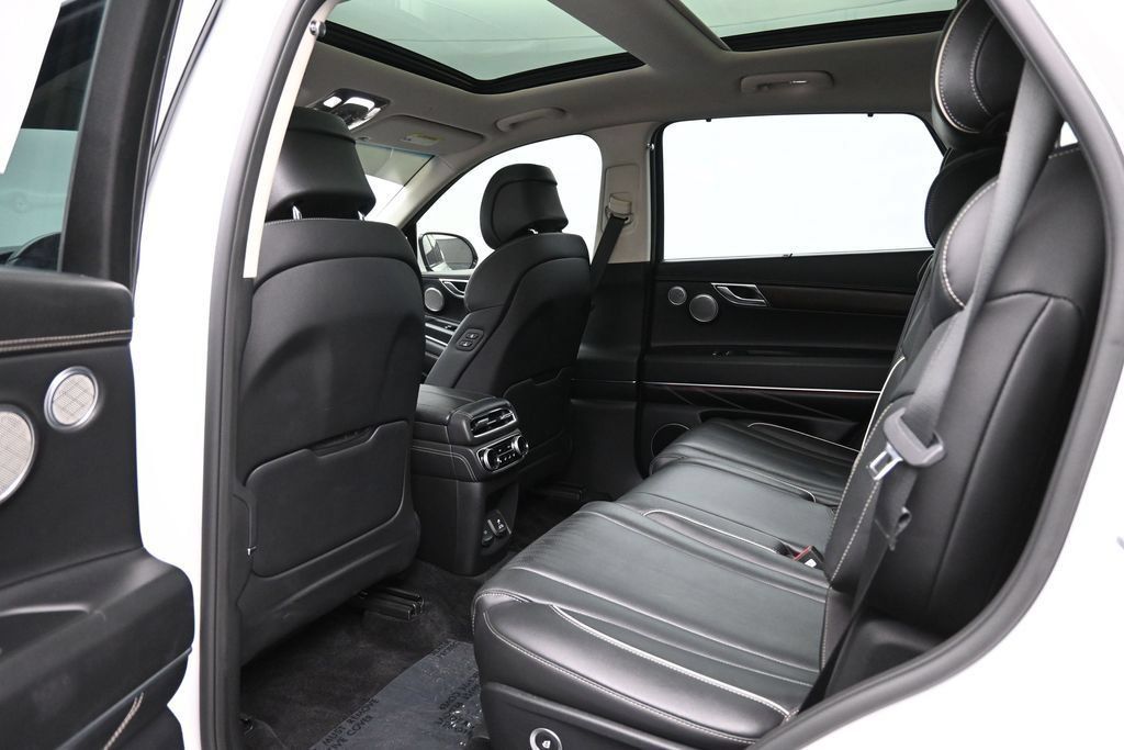 Used 2023 Genesis GV80 2.5T w/ Prestige Package AWD/4WD image 24