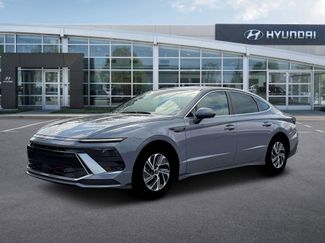 New 2026 Hyundai Sonata Blue video 2