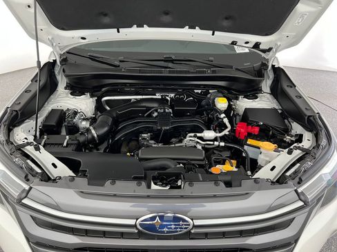 Certified 2025 Subaru Forester Premium image 24