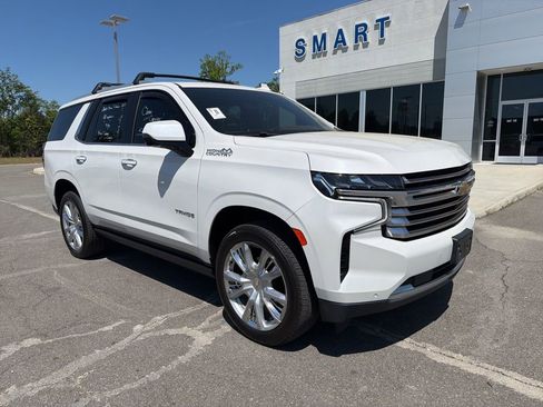 Used 2021 Chevrolet Tahoe High Country AWD/4WD image 2