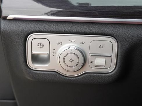 Used 2023 Mercedes-Benz GLE 350 image 22