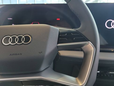 New 2025 Audi Q6 e-tron Premium Plus image 29