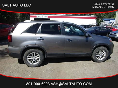 Used 2015 Kia Sorento LX image 8