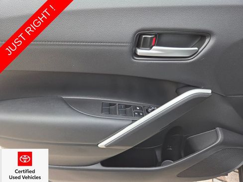 Certified 2025 Toyota Corolla Cross XLE w/ Convenience Package FWD image 27