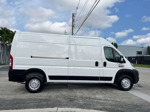 Used 2021 RAM ProMaster 2500 FWD image 4