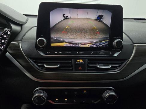 Used 2023 Nissan Altima 2.5 SV FWD image 26