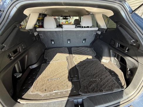 Used 2024 Subaru Outback Premium image 34