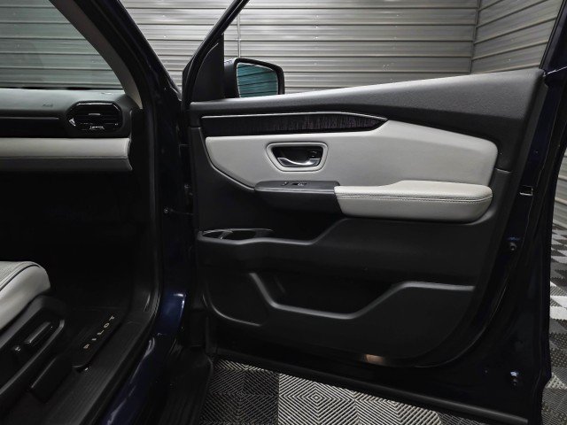 Used 2024 Honda Pilot Elite image 40