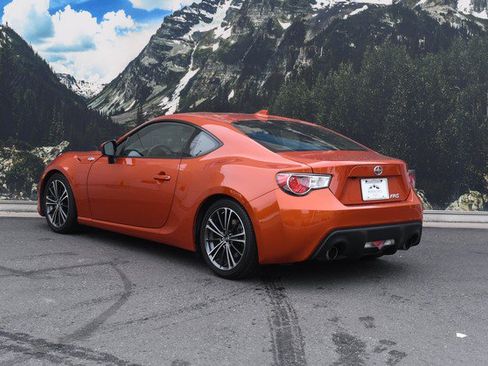 Used 2016 Scion FR-S RWD image 9