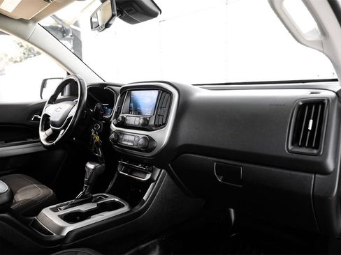 Used 2021 Chevrolet Colorado LT w/ Fleet Safety Package image 7