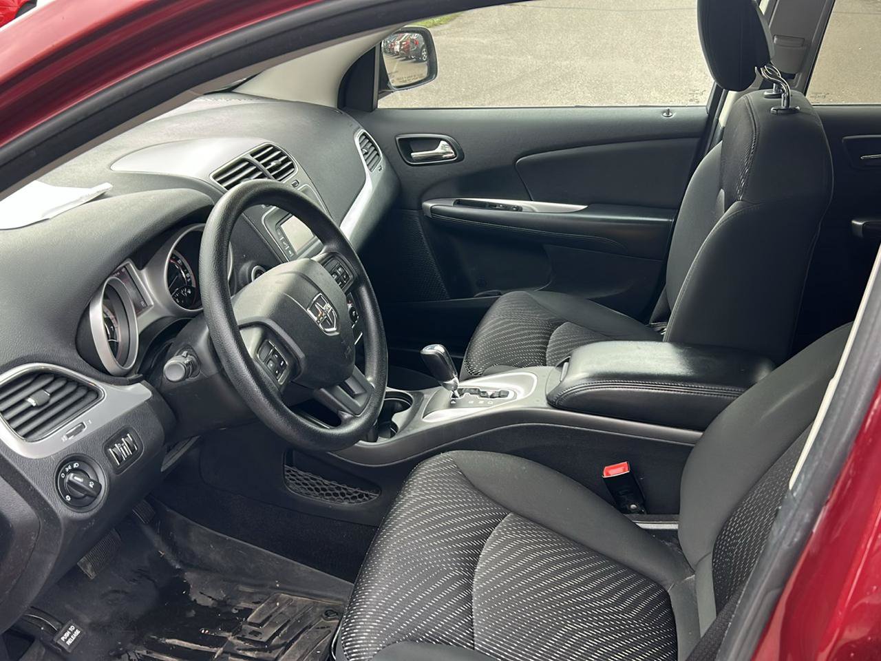 Used 2011 Dodge Journey Mainstreet FWD image 9