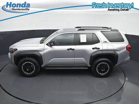 Used 2025 Toyota 4Runner TRD Off-Road Premium w/ Tow Technology Package AWD/4WD image 27