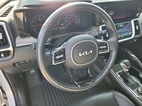 Used 2022 Kia Sorento S AWD/4WD image 26