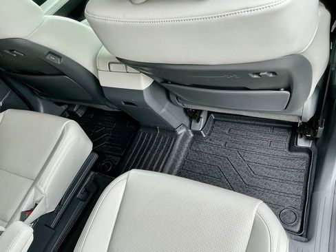 Used 2025 Hyundai Santa Fe Calligraphy image 26