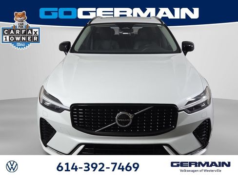 Used 2023 Volvo XC60 B5 Plus AWD/4WD image 3