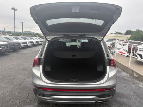 Used 2021 Hyundai Santa Fe SEL w/ Cargo Package FWD image 9