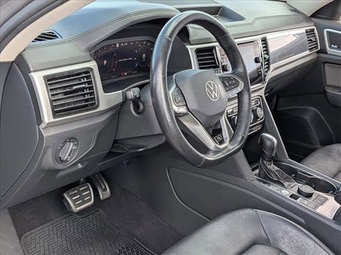Used 2023 Volkswagen Atlas SEL Premium AWD/4WD image 10