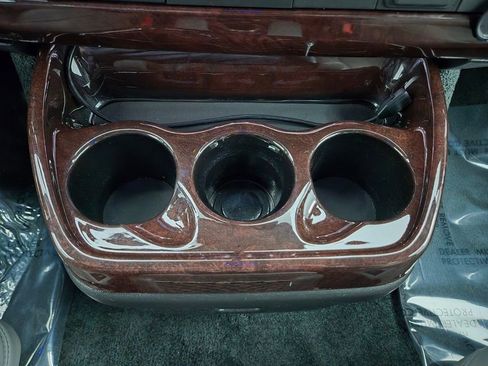 Used 2020 GMC Savana 2500 image 27