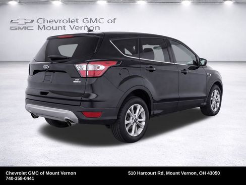 Used 2017 Ford Escape SE w/ SE Cold Weather Package AWD/4WD image 35
