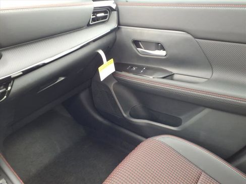 New 2026 Nissan Kicks SR w/ SR Premium Package image 26