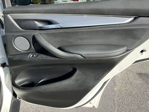 Used 2016 BMW X5 xDrive35i image 16