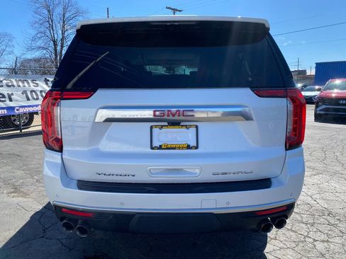 Used 2024 GMC Yukon XL Denali w/ Denali Reserve Package image 3