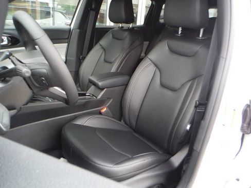 New 2026 Jeep Compass Limited AWD/4WD image 15